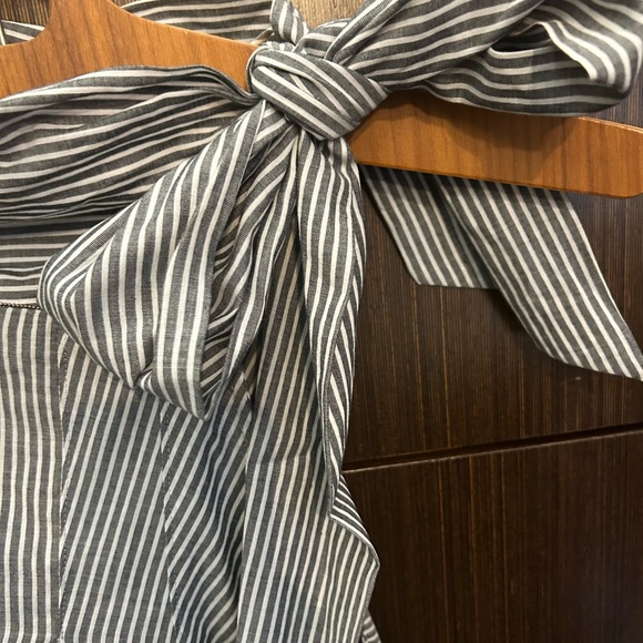 Brunello Cucinelli striped cotton top with neck bow - Picture 2 of 5